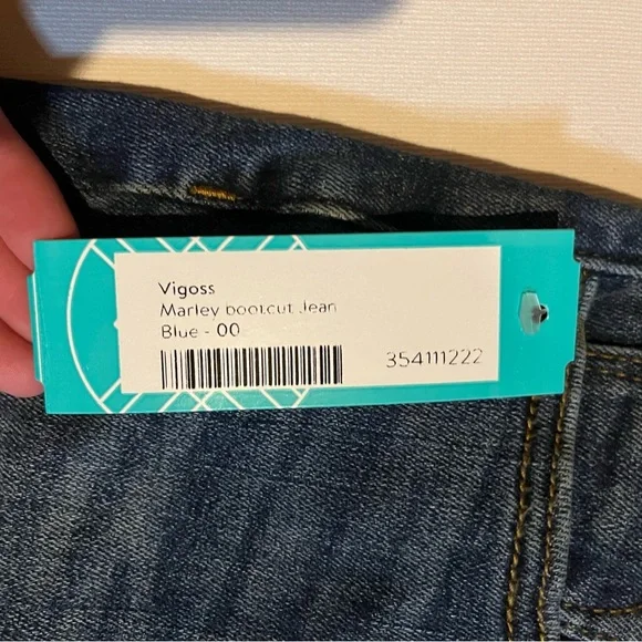 Vigoss Women's Classic Bootcut Jeans - Picture 3 of 6